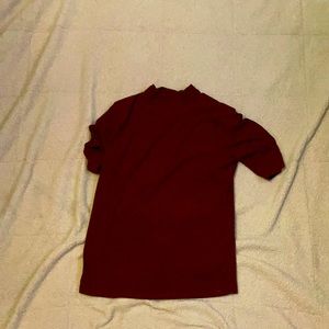 Brown turtle neck short sleeve sweater
